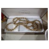 NICE ESTATE NECKLACE