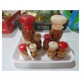 COLLECTION HANDPAINTED WOOD S/P SHAKERS