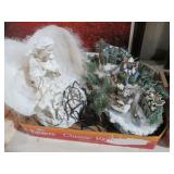 LIGHTED ANGEL & CHRISTMAS VILLAGE