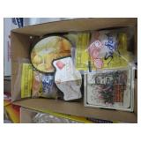 COLL. DECORATIVE ITEMS & MISC