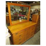 SOLID MAPLE 12 DWR DRESSER W/ MIRROR