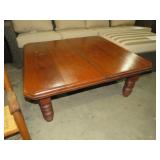 SOLID WOOD CENTER TABLE