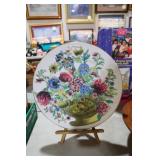 JAPANESE PORCELAIN FLOWER PLATE