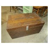 VTG WOOD LIFT TOP MILITARY POLICE BOX