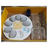 COLLECTION OF EGG TRAY WITH GLASS LIDS