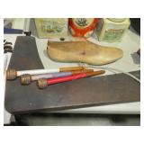 VINTAGE WOOD SHOE HORN AND SOCK STRETCHER