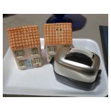 SALT AND PEPPER SHAKERS