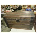 ANTIQUE DOME LIFT TOP TRUNK