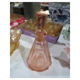 VINTAGE PINK GLASS DECANTER WITH STOPPER