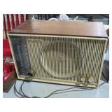 VINTAGE ZENITH RADIO