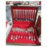 SUPREME CUTLERY BY TOWLE SILVER PLATED FLATWARE