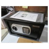 PROGRAMABLE HONEYWELL SAFE