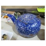 ANTIQUE SWIRL PORCELAIN OVER CAST IRON TEA KETTLE