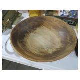 PRIMITIVE WOOD BOWL