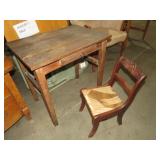 ANTIQUE 1 DWR CHILDS DESK W/ CHAIR