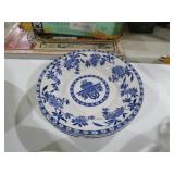 3 DELPH ENGLAND BLUE & WHITE BOWLS