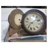 2 VTG CLOCK FACES