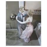 LLADRO ANNIVERSARY WALTZ FIGURINE #1372