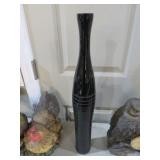 TONZAI BLACK SPIRAL VASE