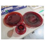 VIN ANCHOR HOCKING RUBY RED VASE AND PLATES