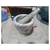 VINTAGE MARBLE MORTAR & PESTLE