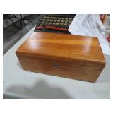 VINTAGE WOOD CEDAR LINE BOX