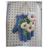 CERAMIC WALL POCKET