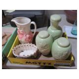 COLLECTION OF VINTAGE CERAMICS