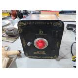 EARLY AMERICAN COIN MINI BANK SAFE