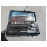 SOCKET SET IN METAL BOX MISSING RATCHET