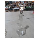 BEAUTIFUL ETCHED GLASS DECANTER WITH STOPPER