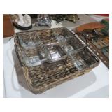 GLASS CONDIMENT SET IN WOVEN TRAY