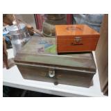 UNIQUE METAL AND WOOD CIGAR BOX