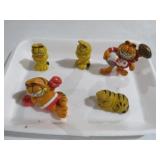 VINTAGE GARFIELD CAT FIGURINES