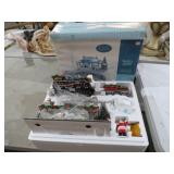 DEPT 56 HOME FOR THE HOLIDAY GIFTSET