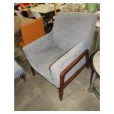 MID CENTURY STYLE CLOTH  ARM CHAIR