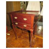CHERRY FINISH 2 DWR JEWELRY CHEST