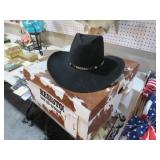 7-L WESTERN RESISTOL AT WITH BOX