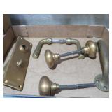 COLLECTION OF VINTAGE DOOR HANDLES