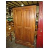 PRIMITIVE 2 DR CUPBOARD