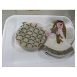 SET OF TWO VTG BEADED DECORATIVE COIN PURSES