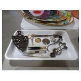 COLLECTIBLE MISCELLANEOUS DECOR AND UTENSIL LOT