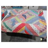 VINTAGE FULL SIZE KNOTTED QUILT TOPPER