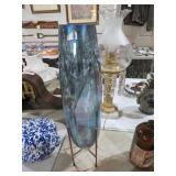 ART GLASS VASE