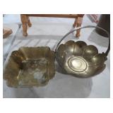 SET OF TWO VINTAGE BRASS BOWLS