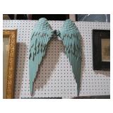 METAL ANGEL WINGS WALL DECOR