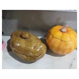 VINTAGE PUMPKIN AND POTATO COVERED DISHES