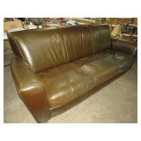 ITALIAN LEATHER SOFA (GREAT CONDITION)