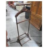 VTG WOOD BUTLERS STAND