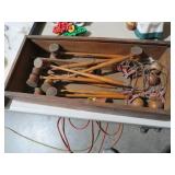 VINTAGE GAME WITH WOODEN MALLETS